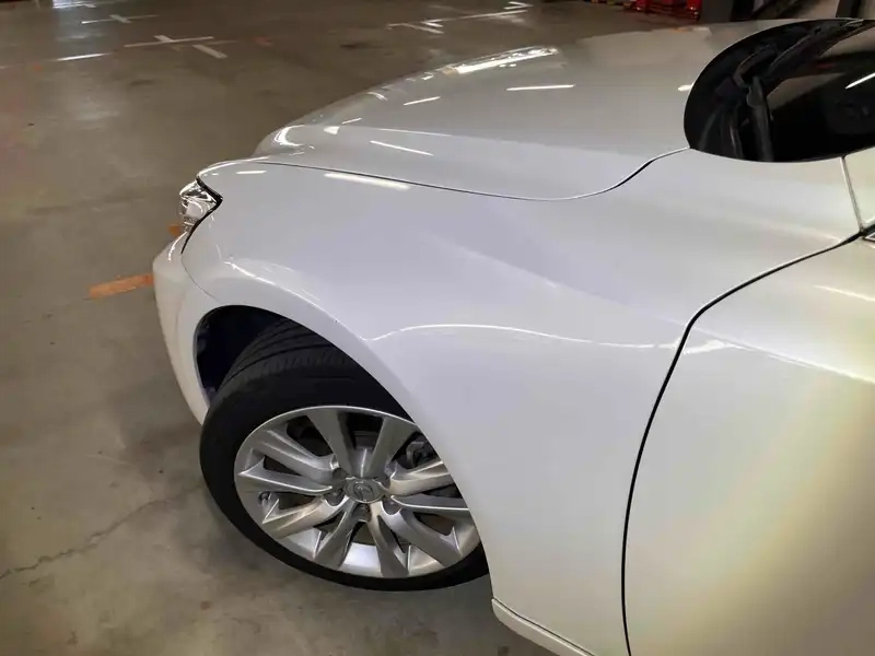 LEXUS IS IS300H Thumbnail 22
