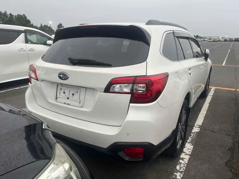 SUBARU OUTBACK 4WD B-SPORT Thumbnail 2