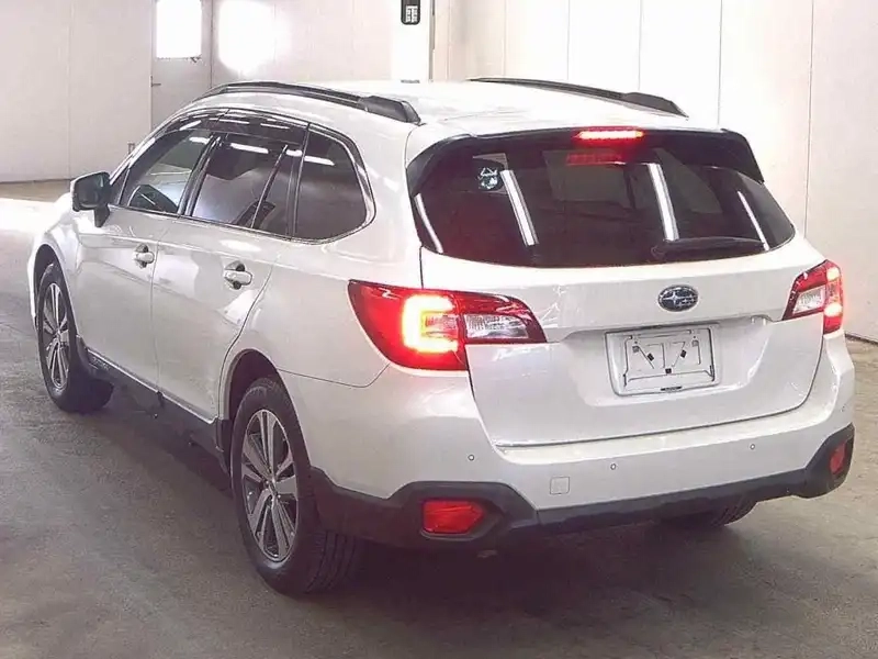 SUBARU OUTBACK 4WD B-SPORT Thumbnail 4