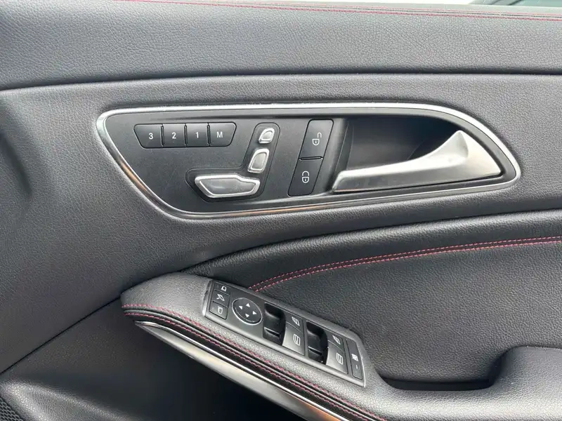 MERCEDES BENZ CLA45 AMG 4MATIC SHOOTINGBRAKE Thumbnail 6