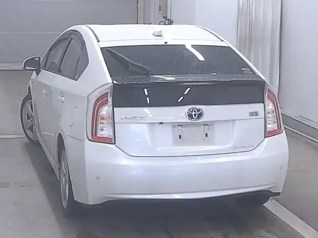 TOYOTA PRIUS S TOURING SELECTION Thumbnail 4