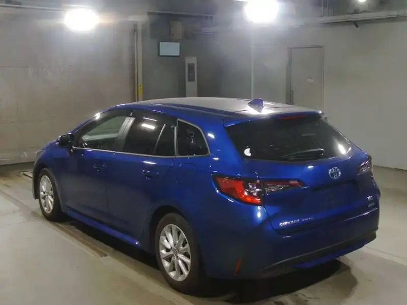 TOYOTA COROLLA TUOURING HYBRID S Thumbnail 6