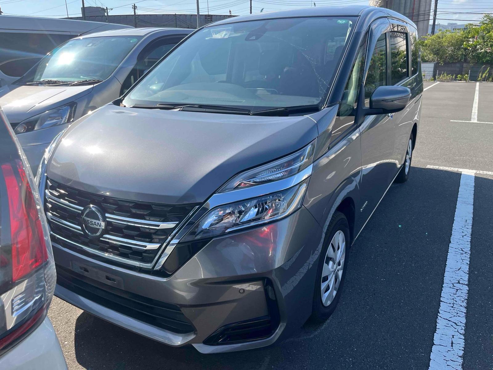 2020 Nissan SERENA 104,000 km