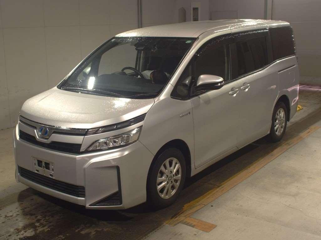 2020 Toyota VOXY 85,000 km