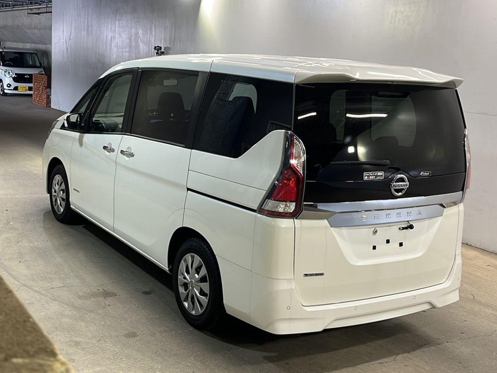 NISSAN SERENA XV Image 2