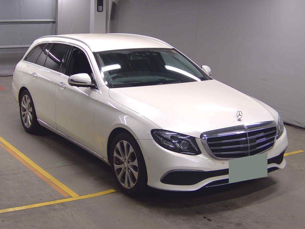 2017 Mercedes benz E-CLASS STATIONWAGON 62,000 km