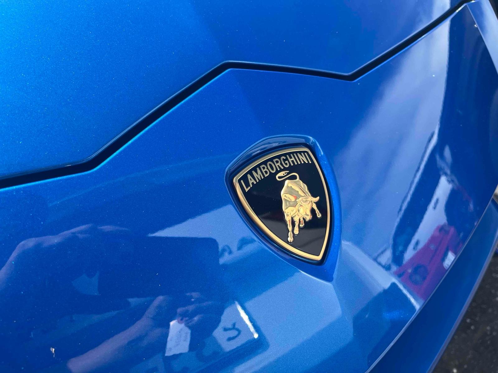 LAMBORGHINI URUS 4WD BASE GRADE Image 25