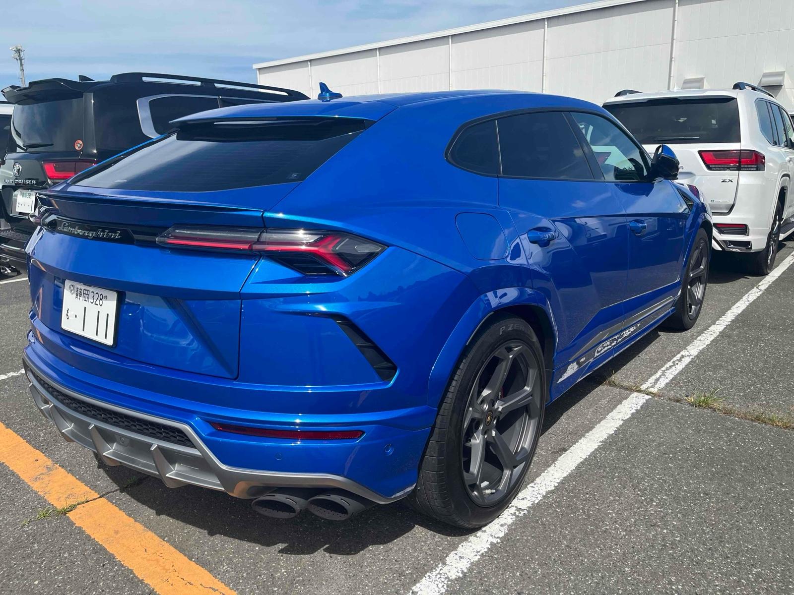 LAMBORGHINI URUS 4WD BASE GRADE Image 31