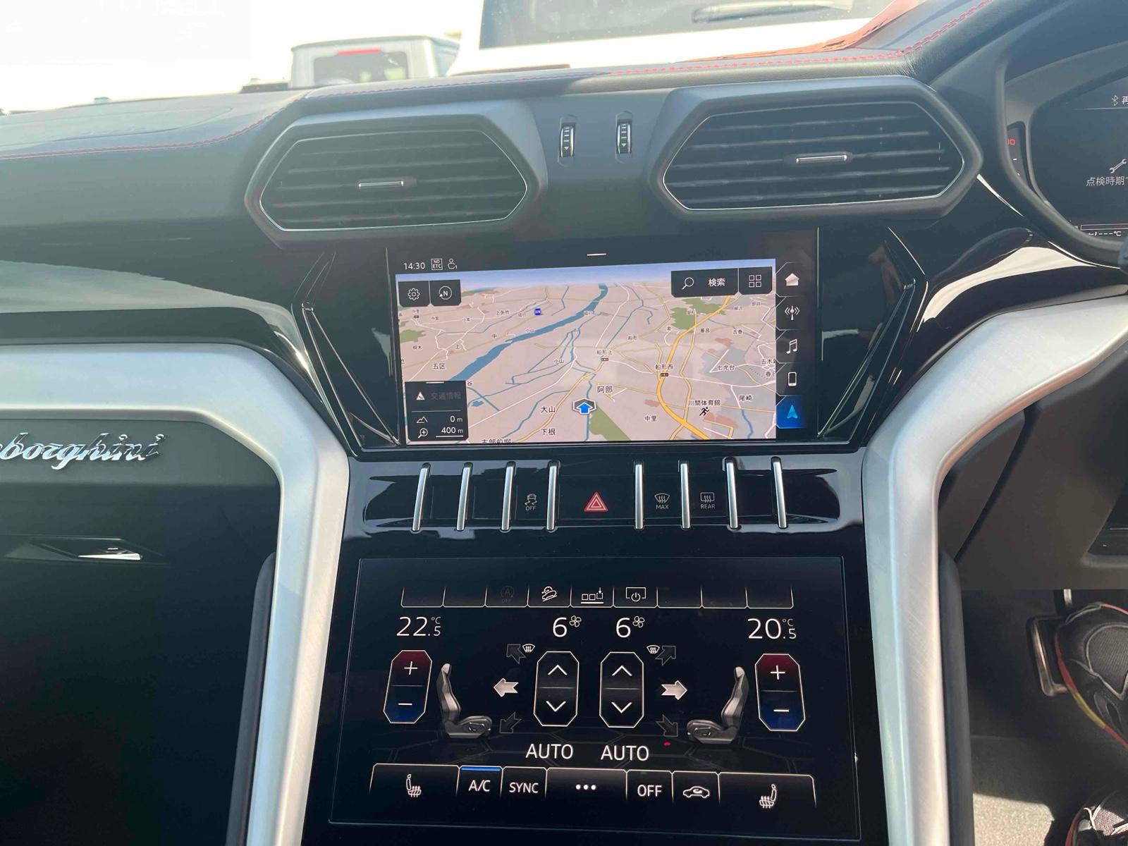 LAMBORGHINI URUS 4WD BASE GRADE Image 12