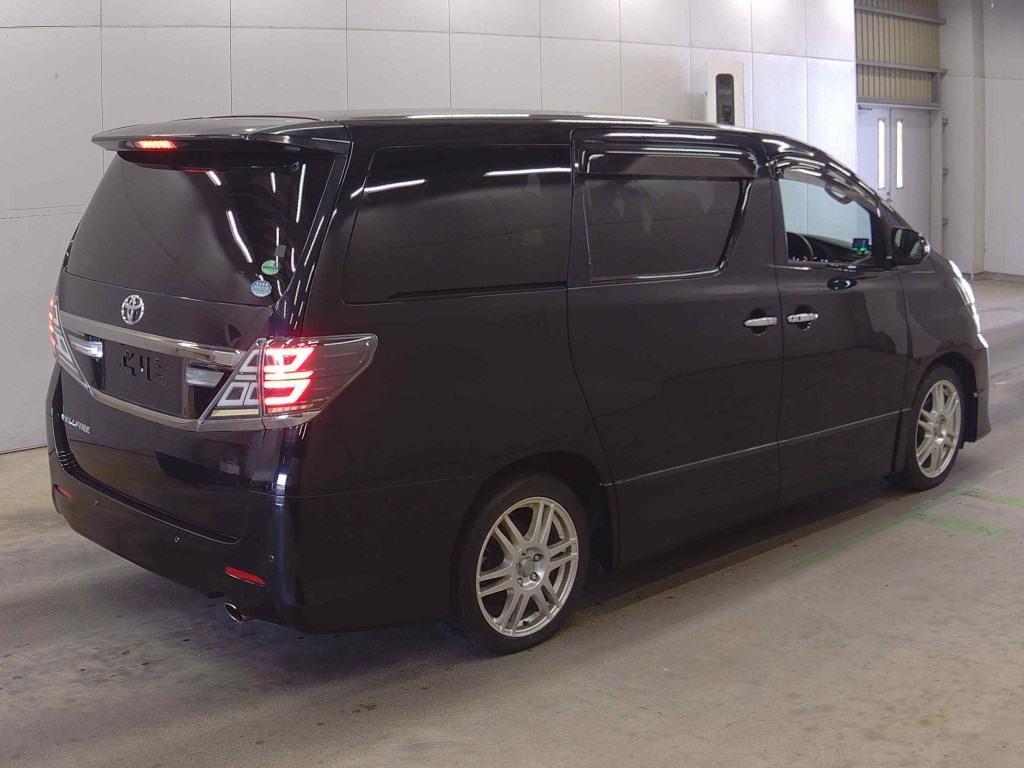 TOYOTA VELLFIRE 2.4Z Image 7