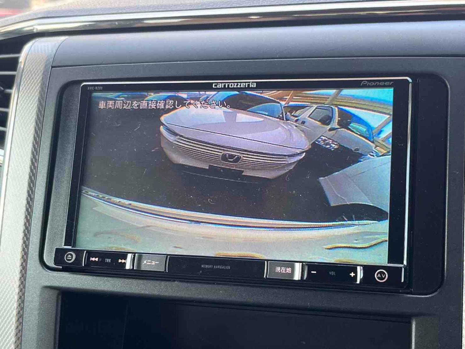 TOYOTA ALPHARD HYBRID X 4WD Image 12