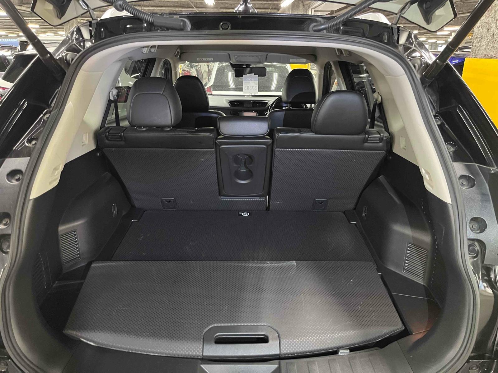 NISSAN X-TRAIL 20XI Image 21