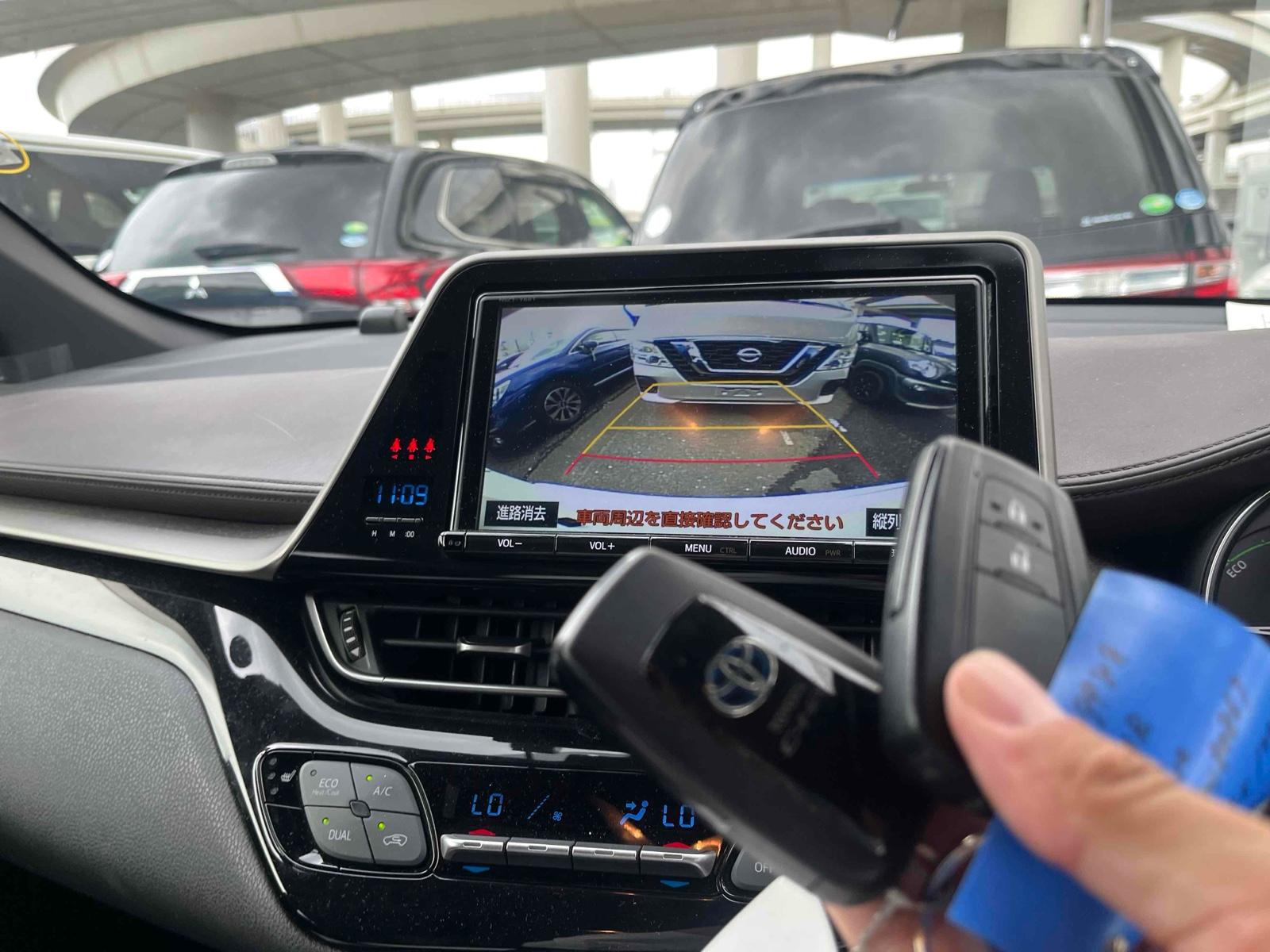 TOYOTA C-HR G Image 4