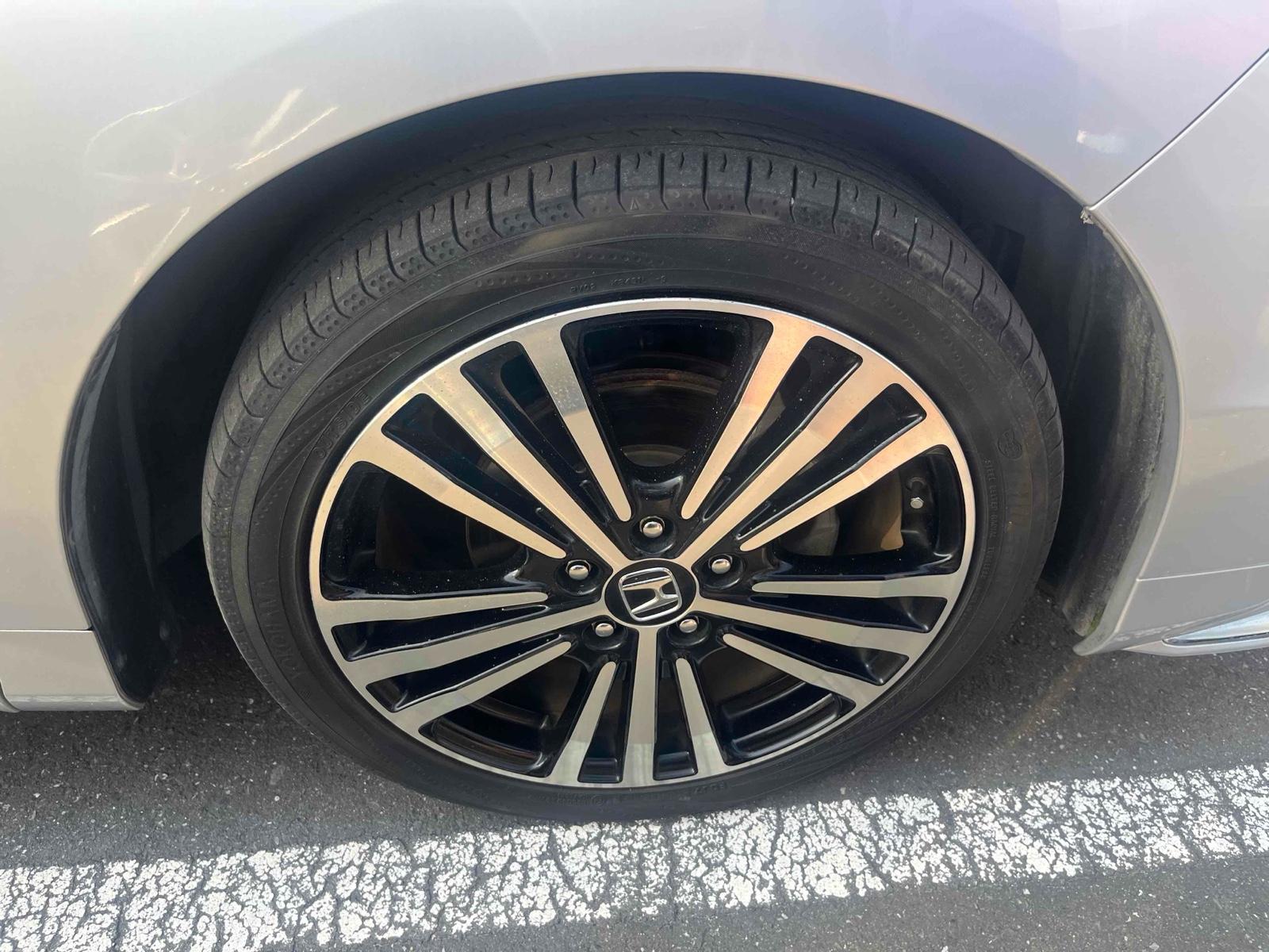 HONDA ODYSSEY ABSOLUTE EX Image 14