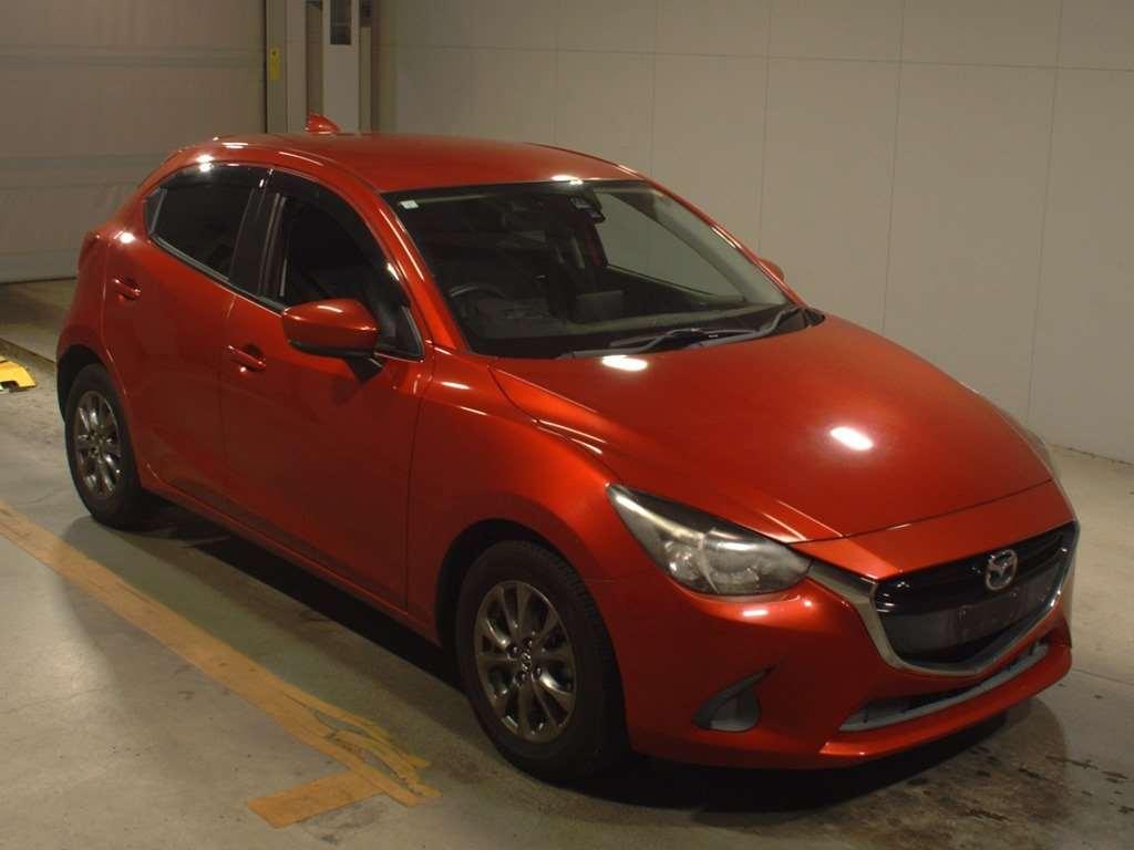MAZDA DEMIO 13 S TOURING L PACKAGE Image 6