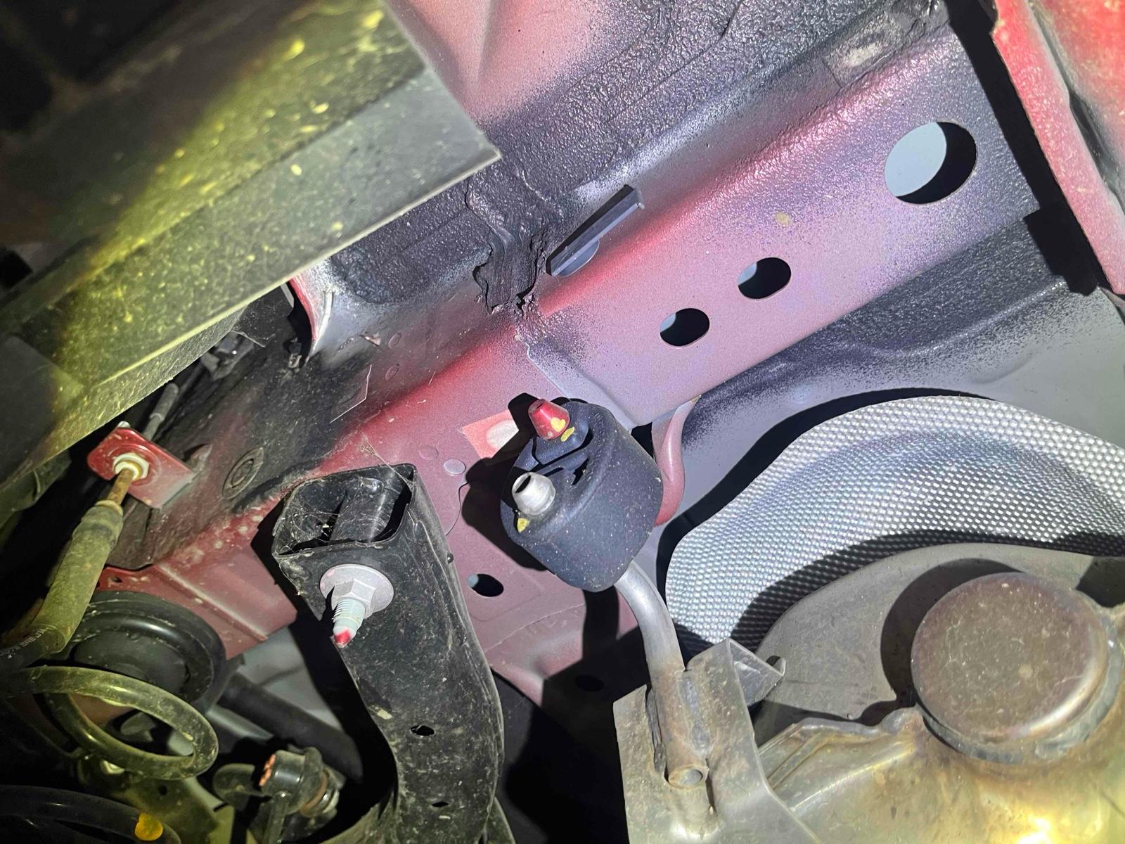 MAZDA AXELA SPORT 15S Image 18