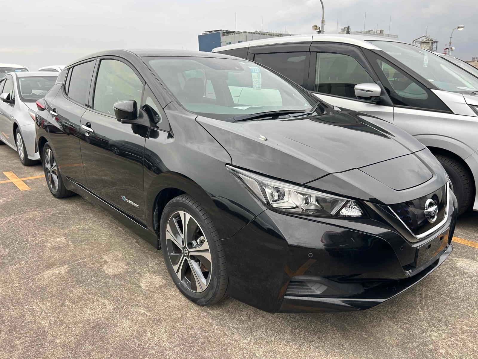 2020 Nissan LEAF 57,000 km