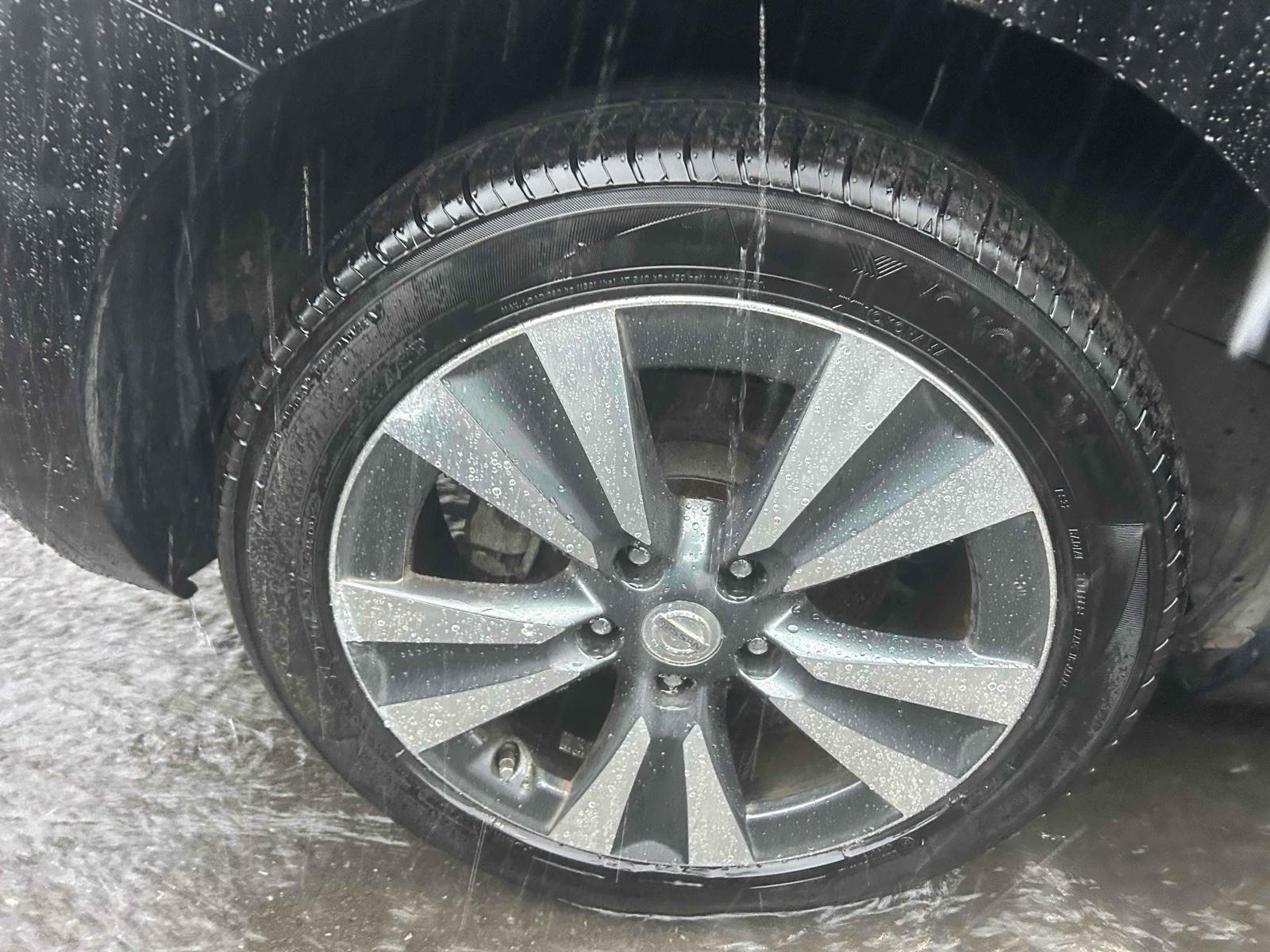 NISSAN LEAF 30G Image 15