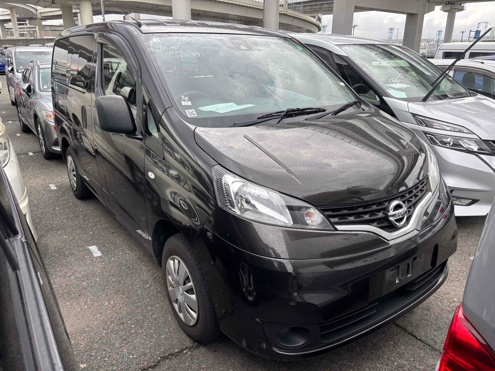 NISSAN NV200 GX Image 9