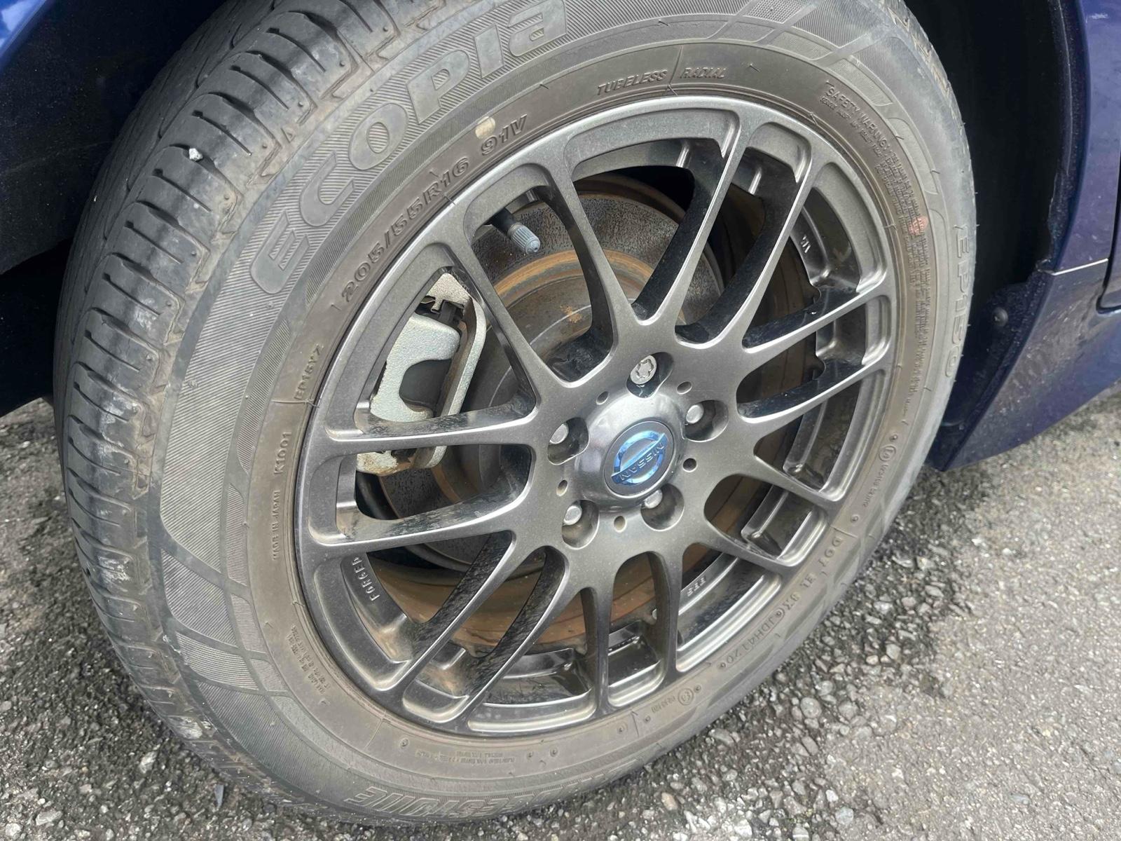 NISSAN LEAF X Image 9