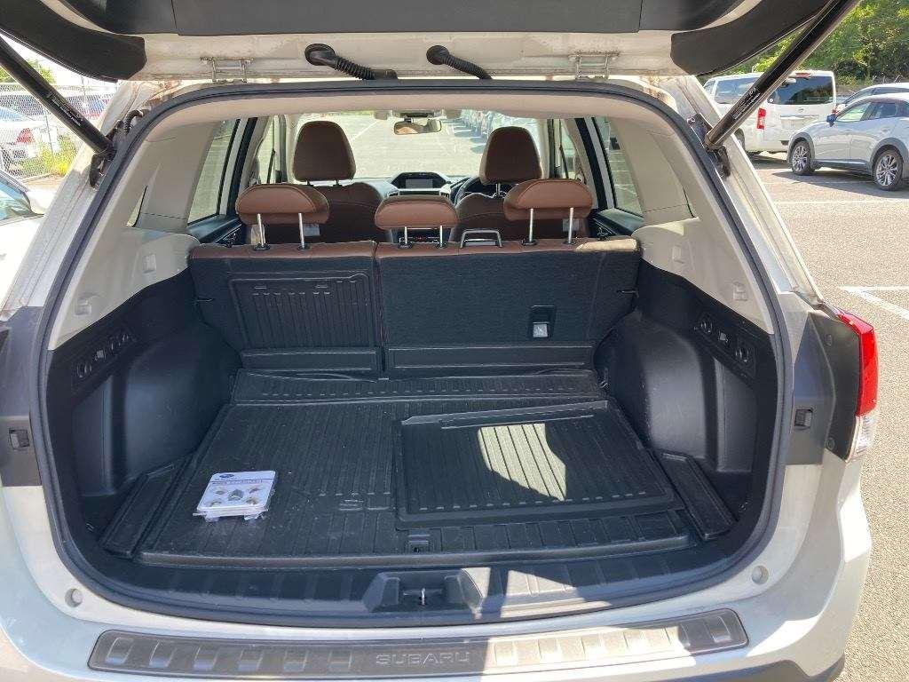 SUBARU FORESTER ADVANCE 4WD HYBRID Image 10