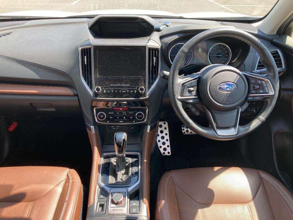 SUBARU FORESTER ADVANCE 4WD HYBRID Image 8