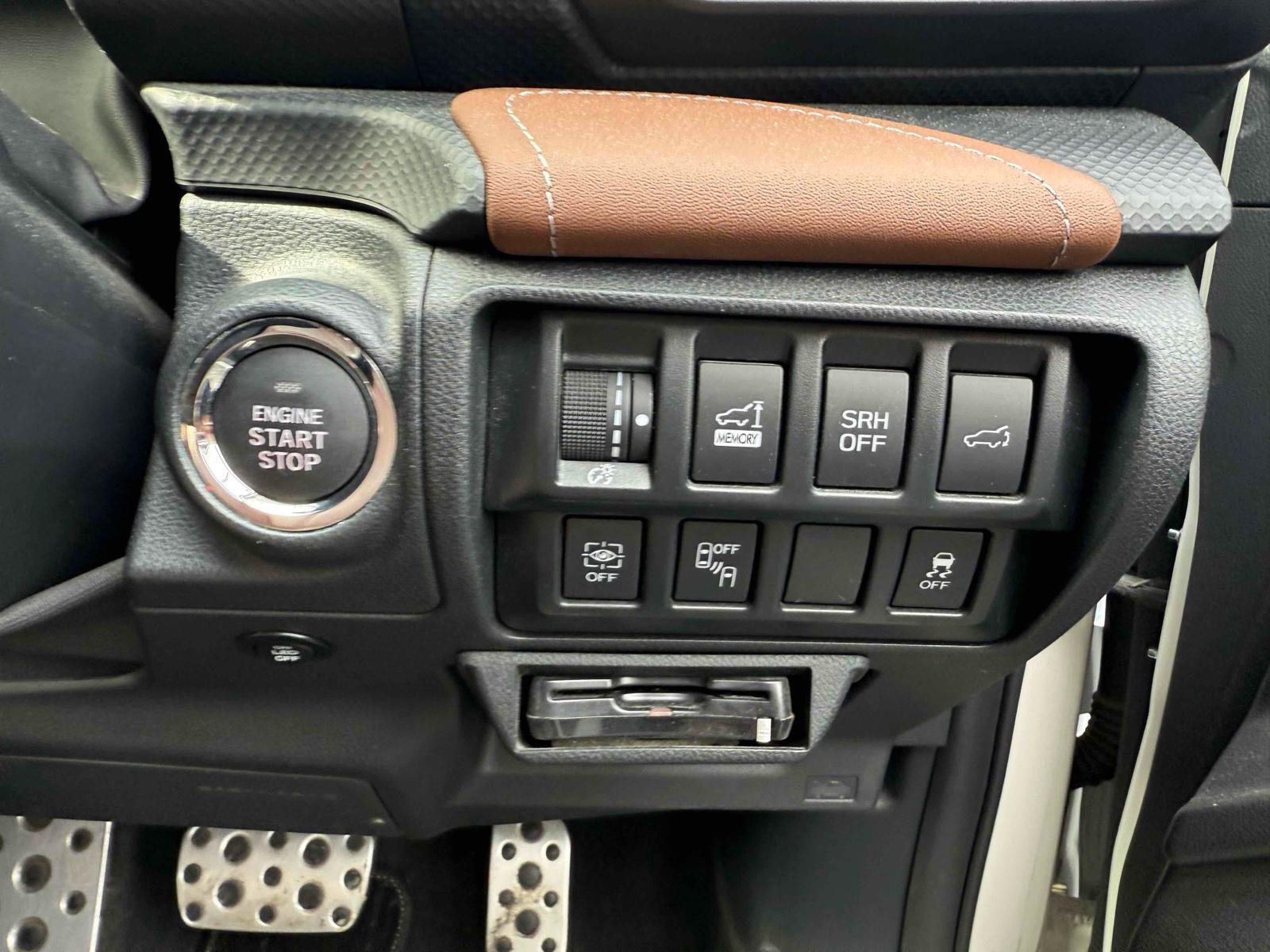 SUBARU FORESTER ADVANCE 4WD HYBRID Image 14