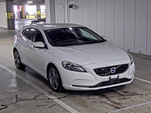 2014 Volvo V40 89,849 km
