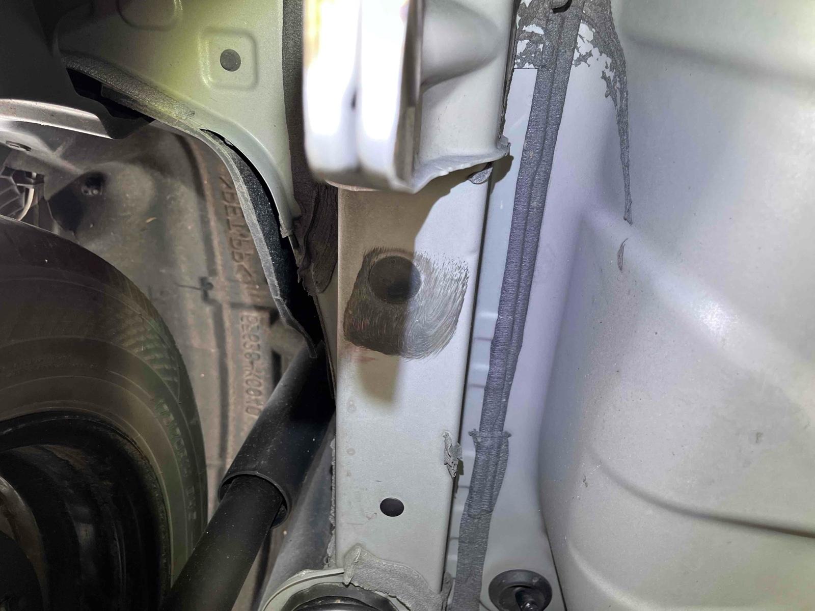 TOYOTA YARIS HYBRID X Image 23