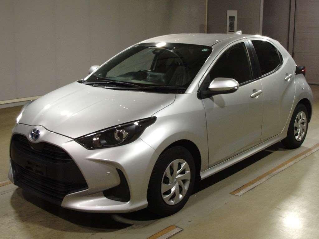 TOYOTA YARIS HYBRID X Image 3