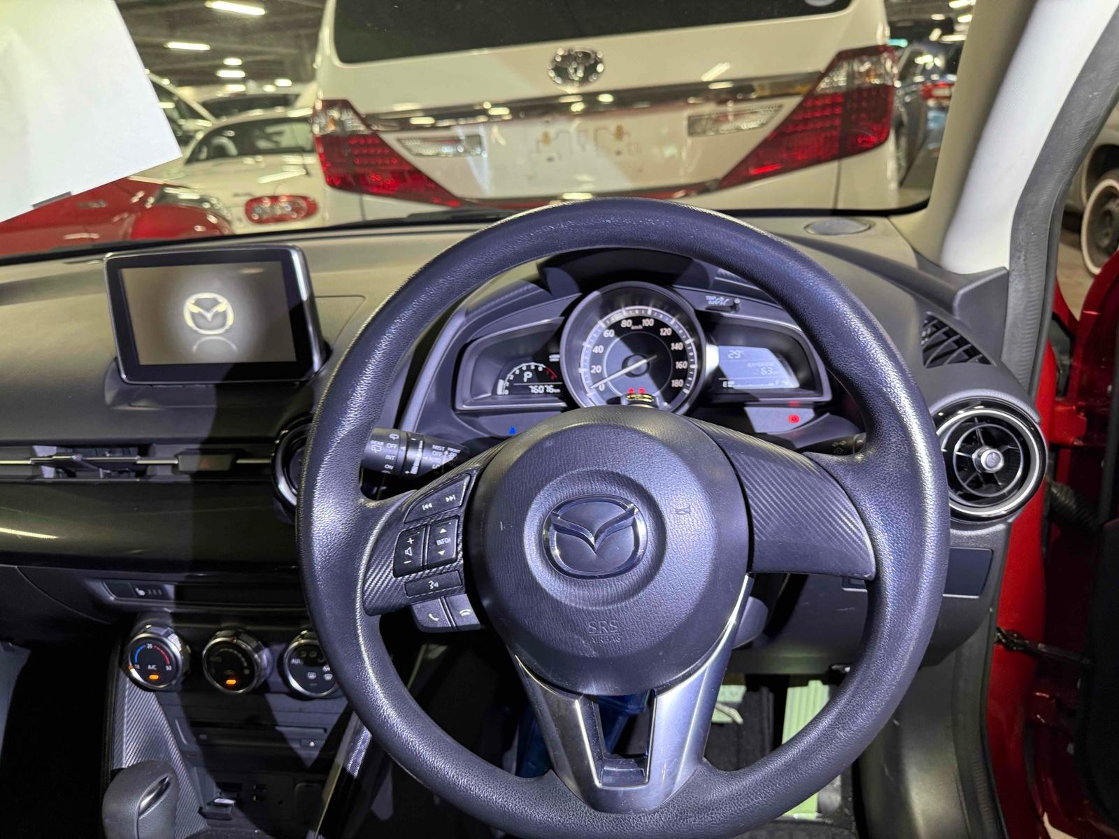 MAZDA DEMIO 13S Image 10
