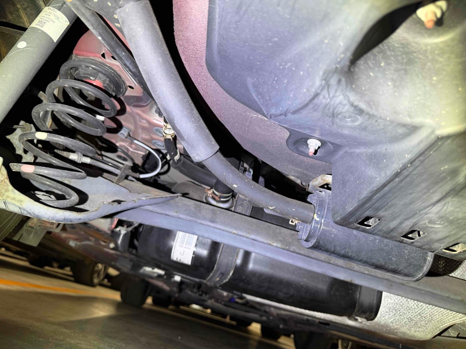 MAZDA DEMIO 13S Image 19