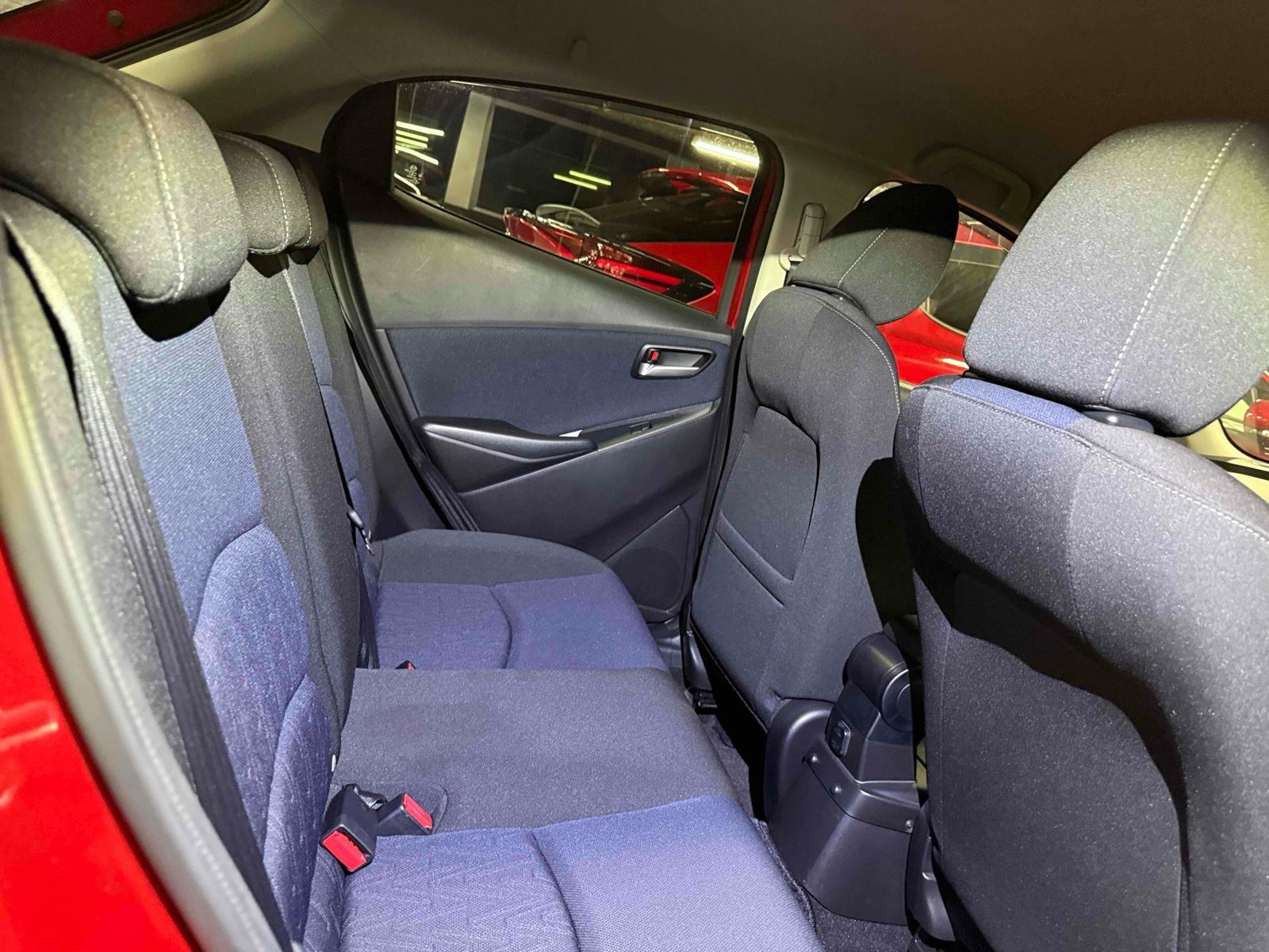 MAZDA DEMIO 13S Image 14