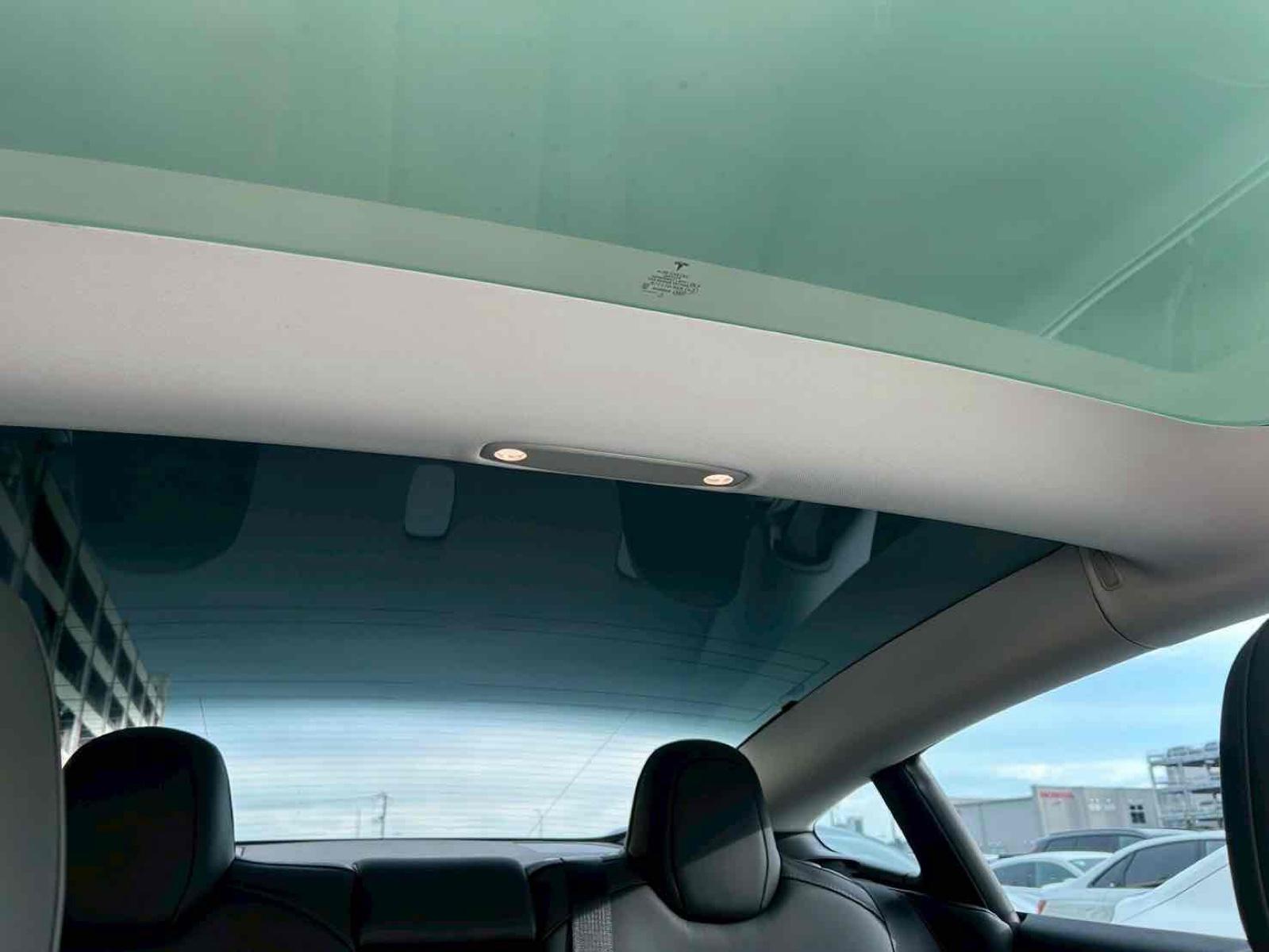 TESLA MODEL 3 4WD LONG RANGE Image 16