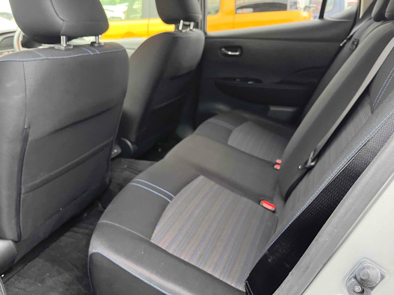 NISSAN LEAF X Image 16