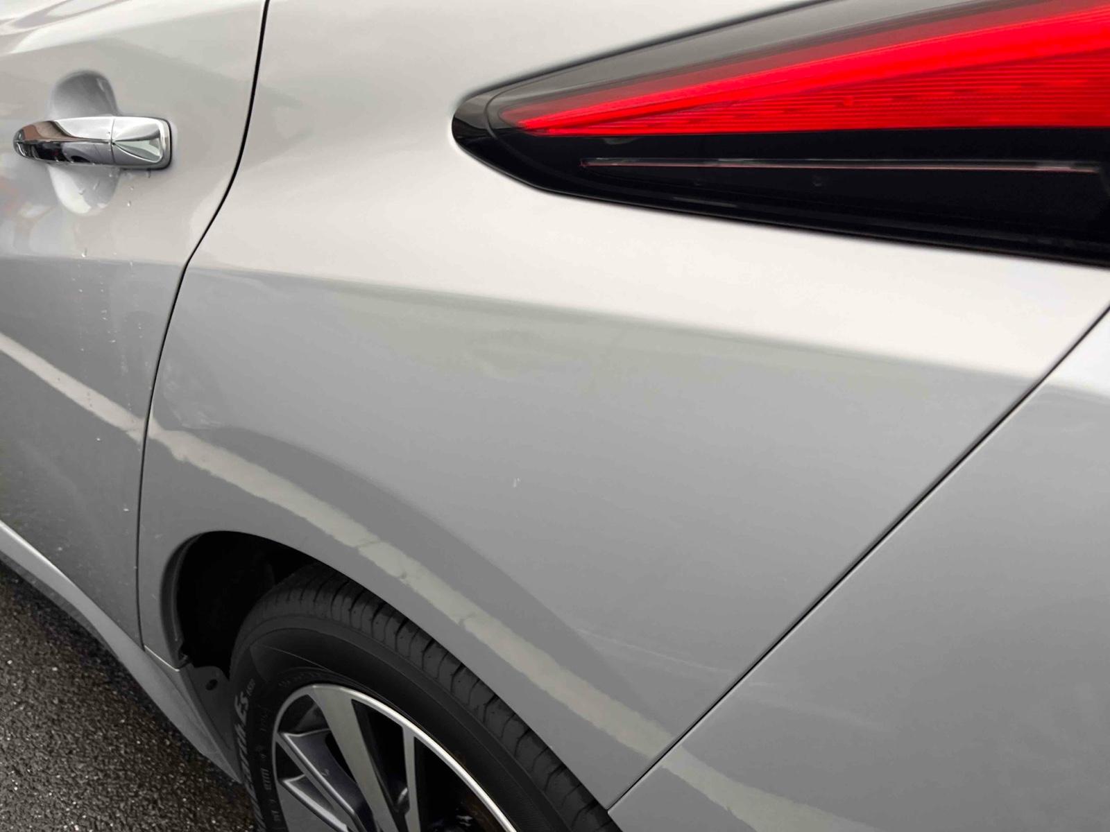NISSAN LEAF X Image 18