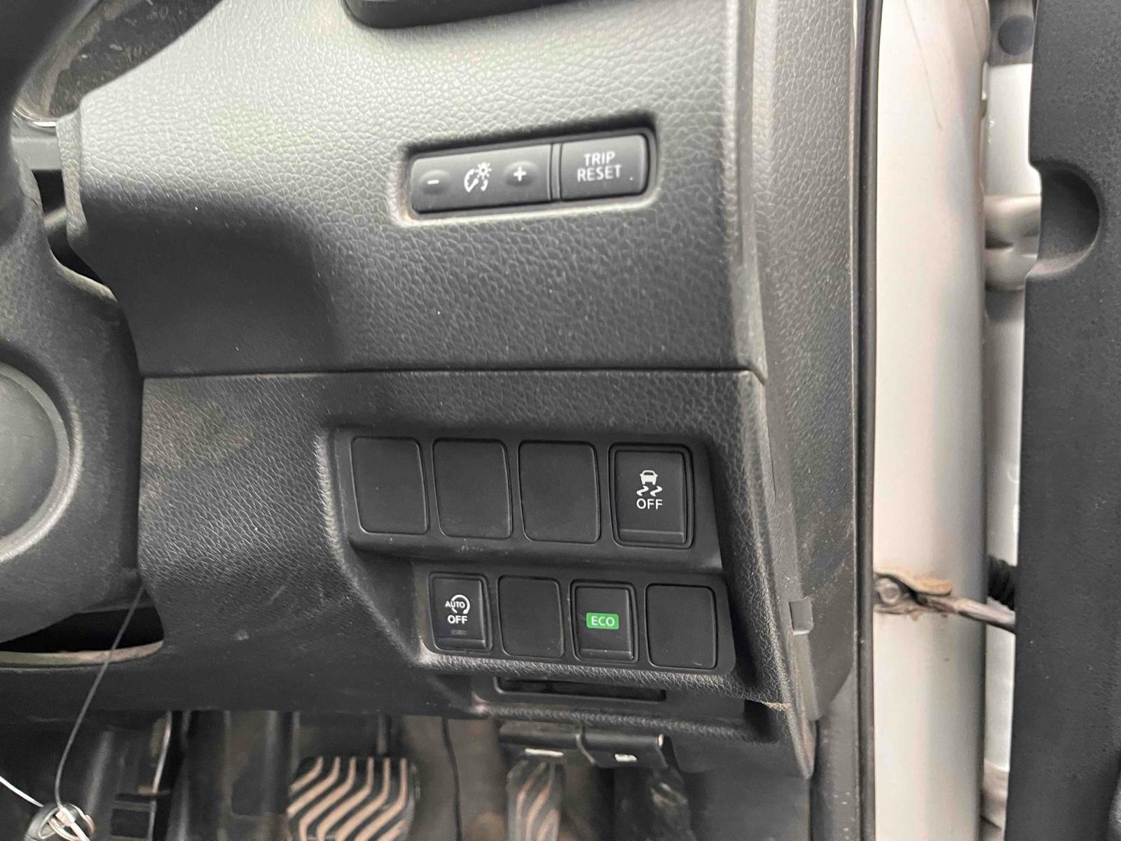 NISSAN X-TRAIL 4WD 20X 7SEATER Image 11