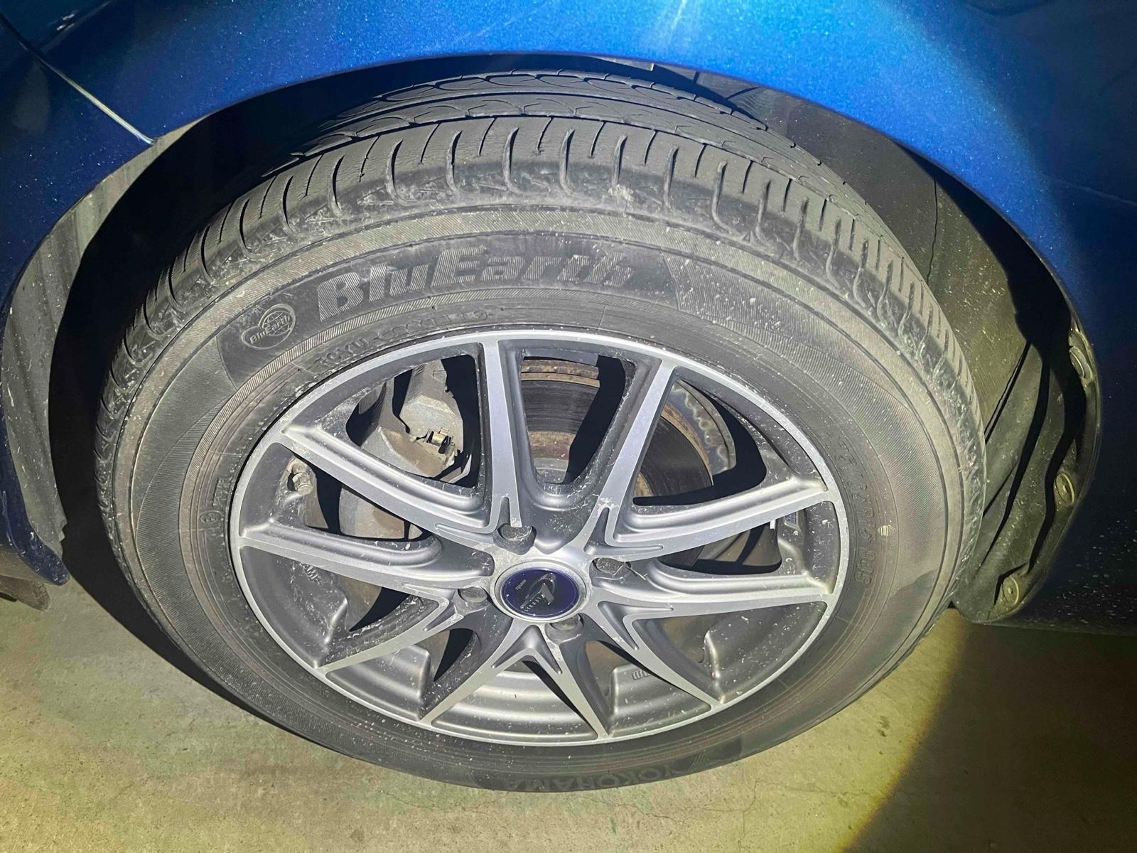 TOYOTA AQUA S Image 15