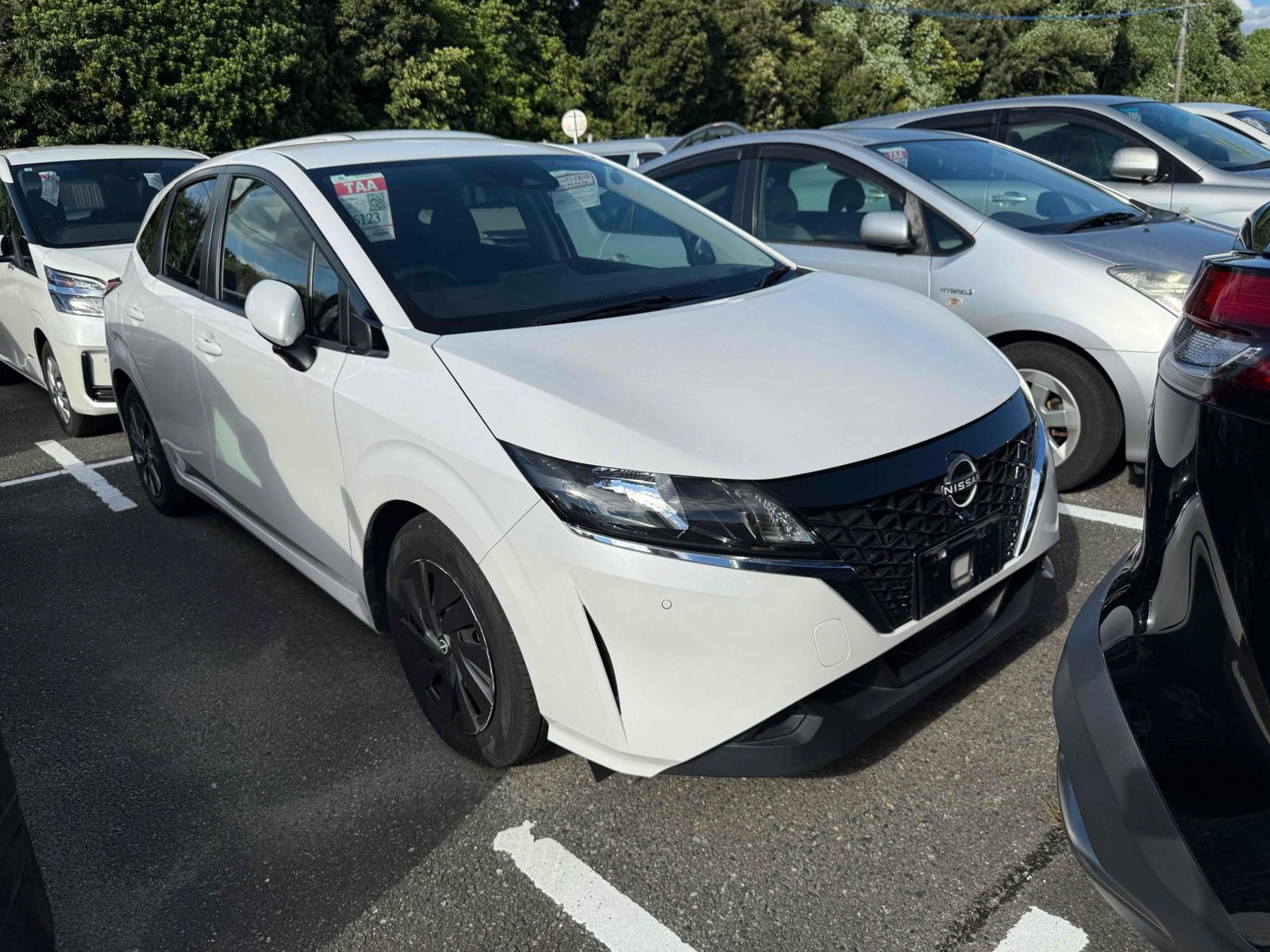 2022 Nissan NOTE 86,000 km