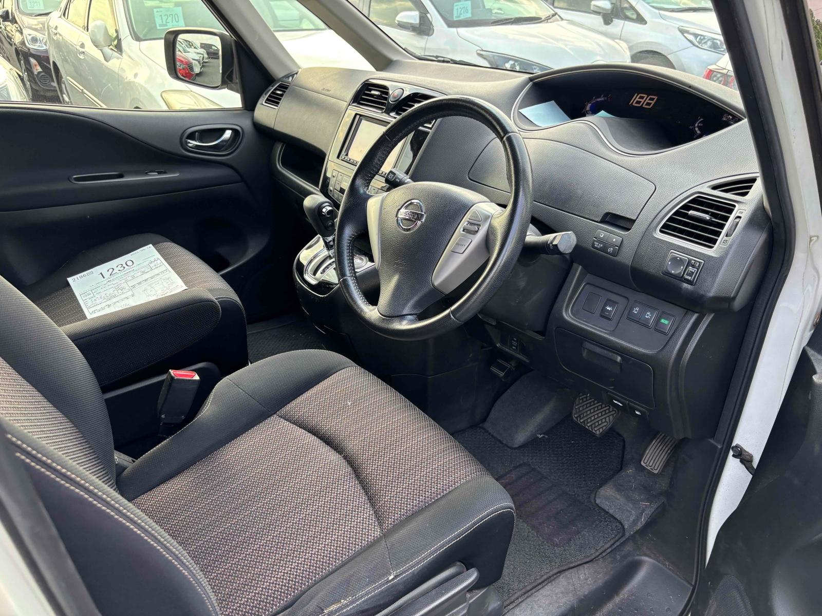 NISSAN SERENA HYBRID HIGHWAY STAR Image 12