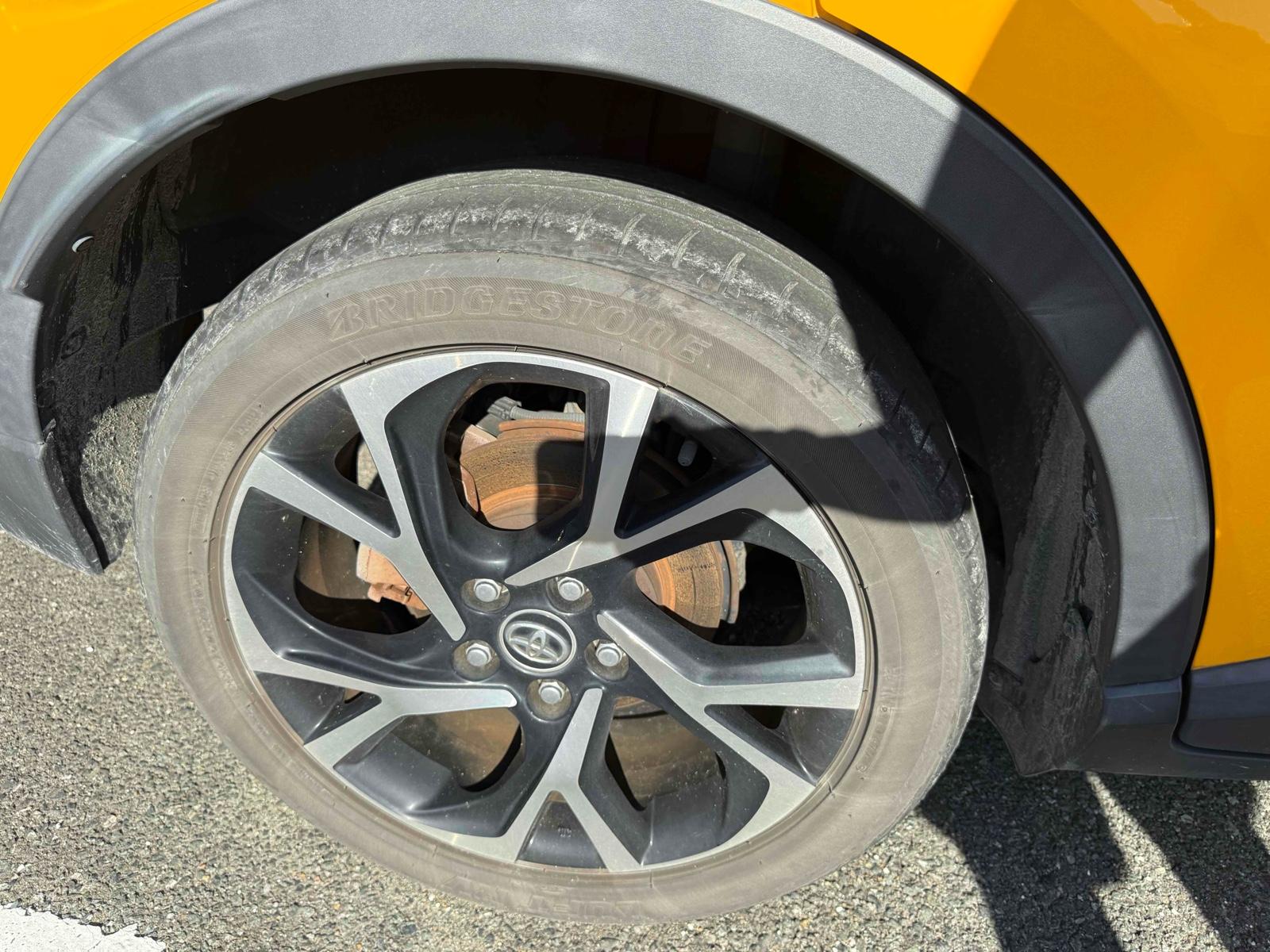 TOYOTA C-HR G Image 14