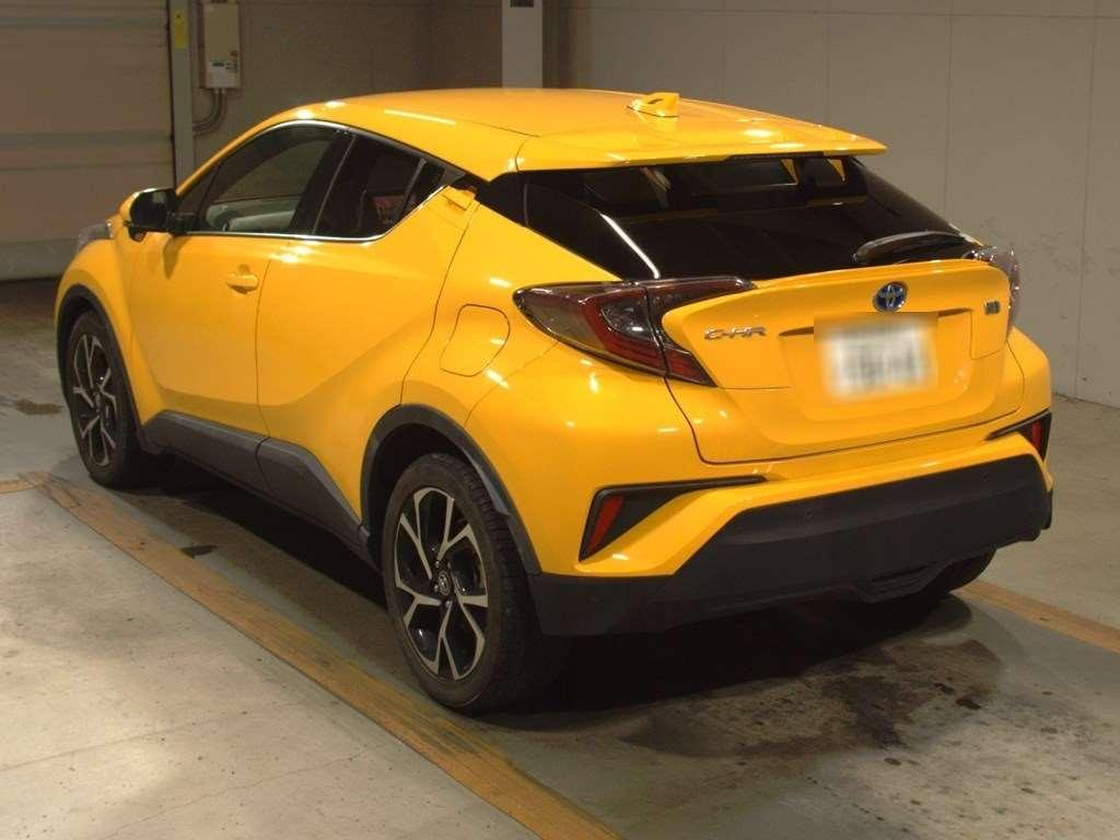 TOYOTA C-HR G Image 7