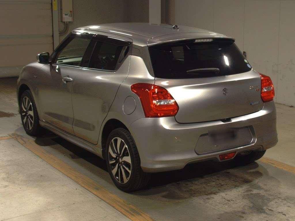 SUZUKI SWIFT HYBRID RS 4WD Image 5