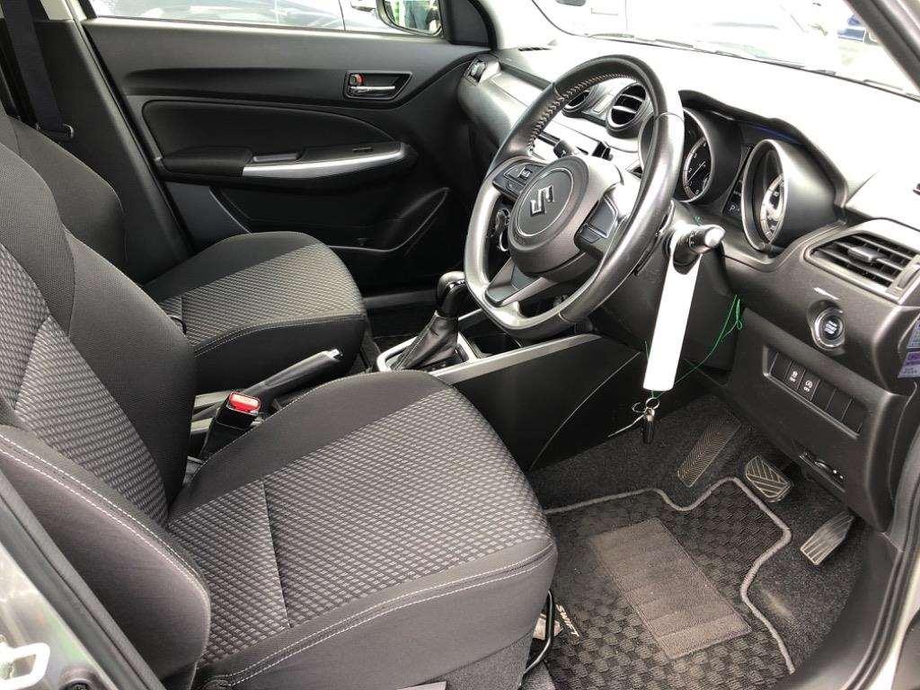 SUZUKI SWIFT HYBRID RS 4WD Image 3