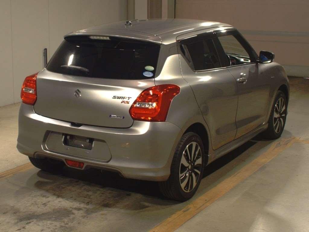 SUZUKI SWIFT HYBRID RS 4WD Image 2