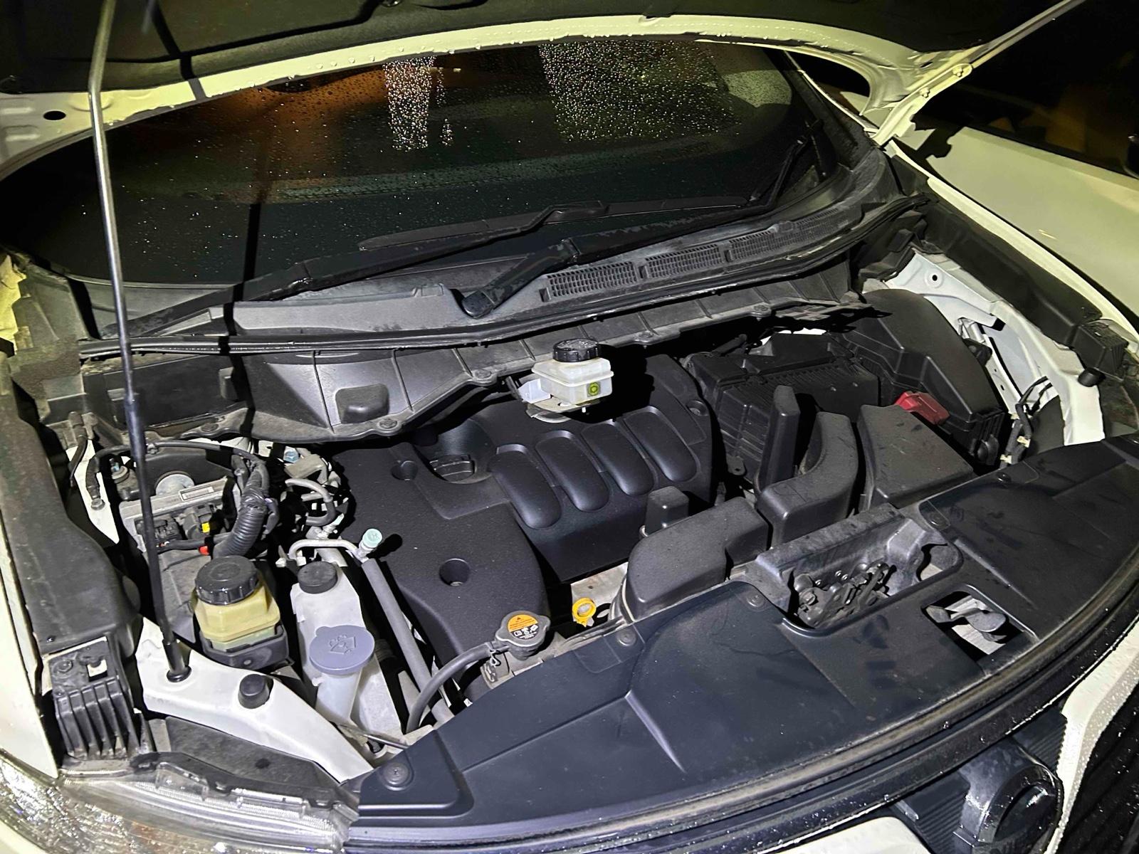 NISSAN ELGRAND 5D 250 HIGHWAY STAR S Image 13