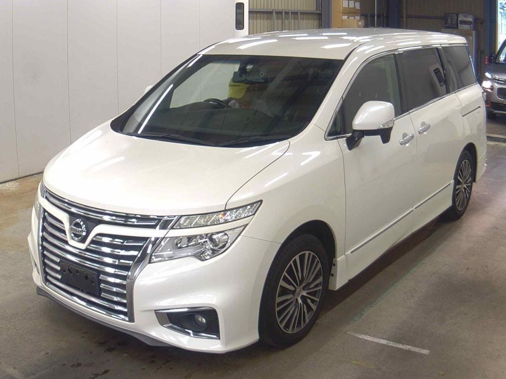 NISSAN ELGRAND 5D 250 HIGHWAY STAR S Image 4