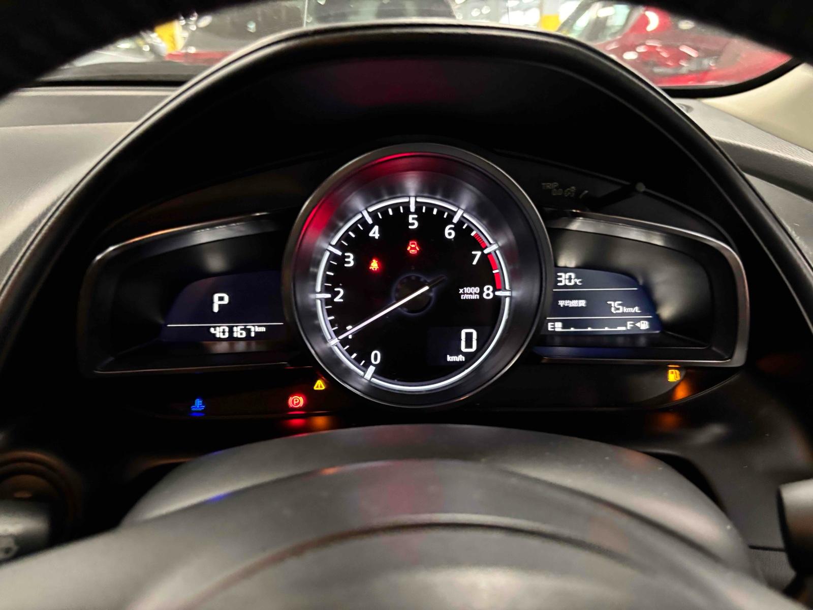 MAZDA CX-3 20S EXCLUSIVE MODS Image 12