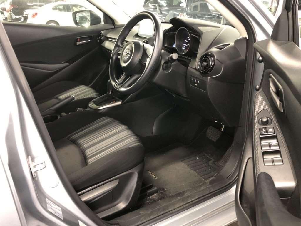 MAZDA 2 15S Image 3