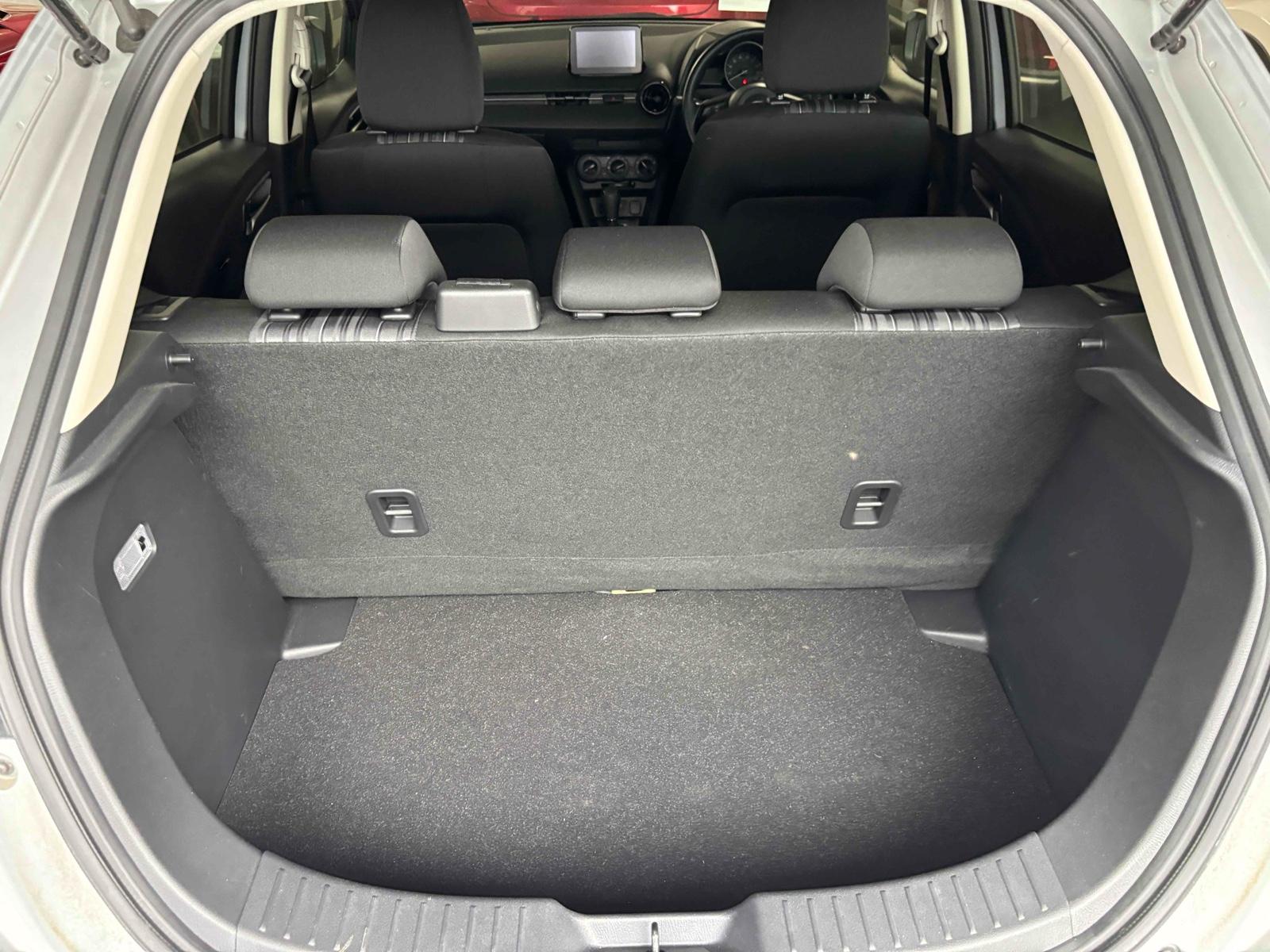 MAZDA 2 15S Image 16